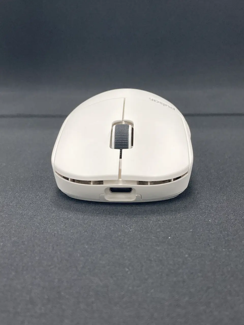 Pulsar X2 CrazyLight Uyuni White (PX2CL108)を使用した、ドスパラ