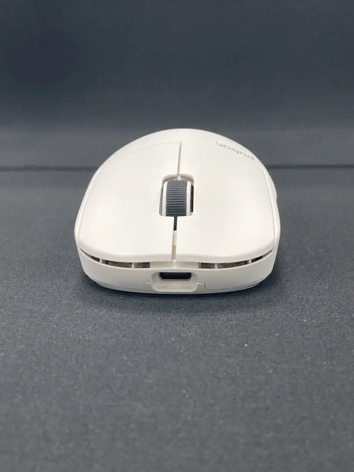 Pulsar X2 CrazyLight Uyuni White (PX2CL108)を使用した、ドスパラ