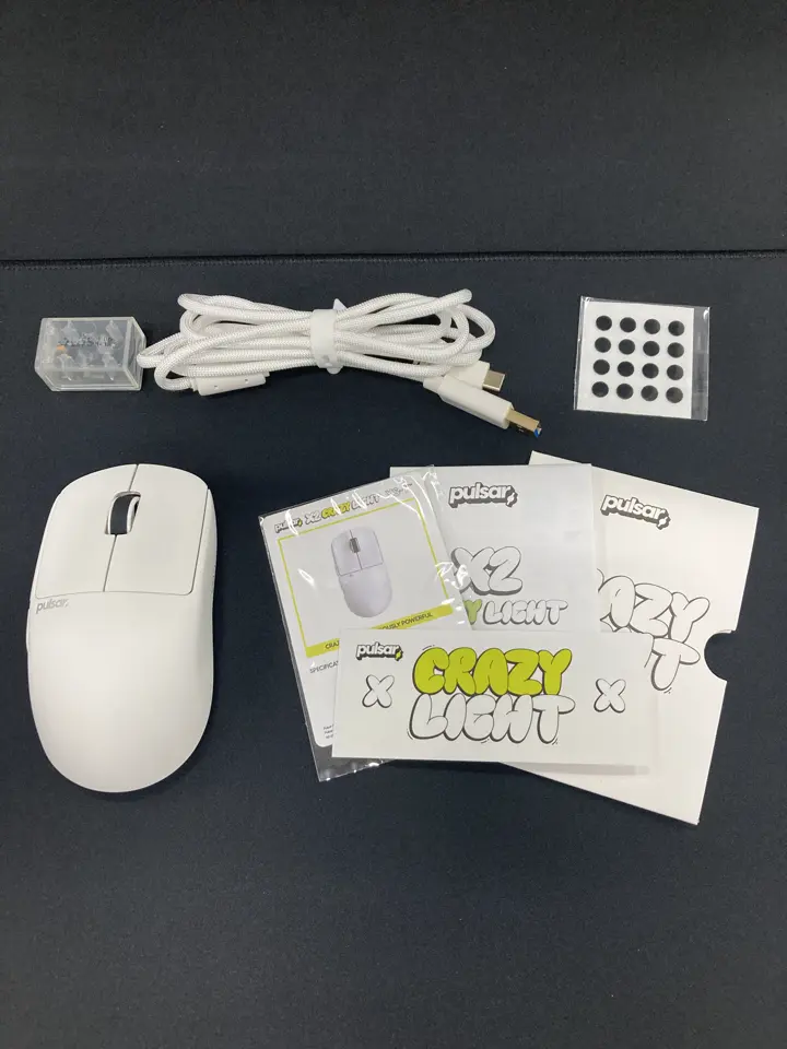 Pulsar X2 CrazyLight Uyuni White (PX2CL108)を使用した、ドスパラ