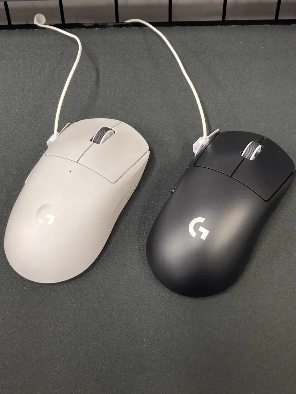 マウス・トラックボール logicool superlight2 white Logicool PRO X SUPERLIGHT 2 Wireless Gaming Mouse G-PPD-004WL-BK