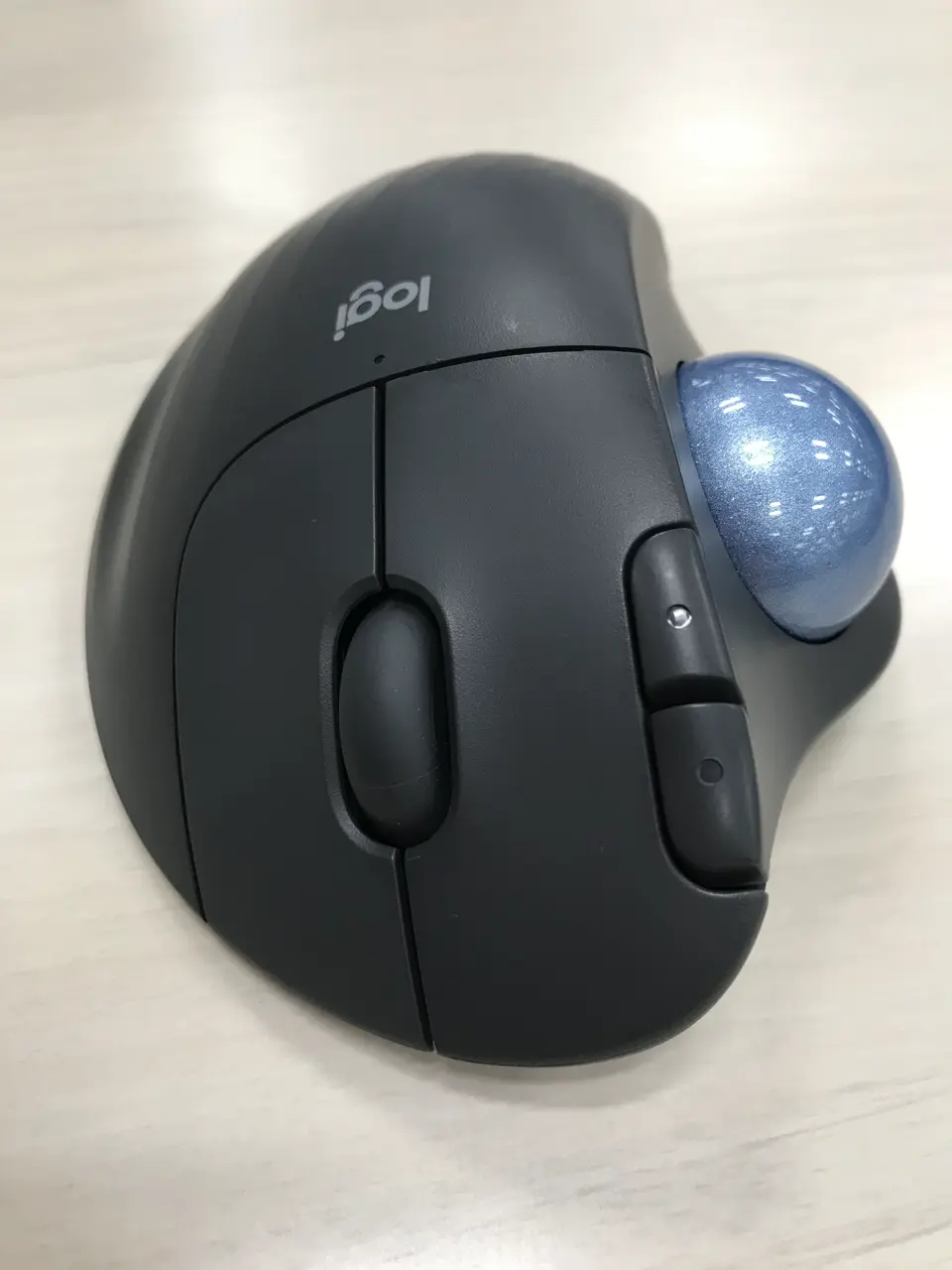 Logicool ERGO M575SP M575SPGR (グラファイト)を使用した、ドスパラ
