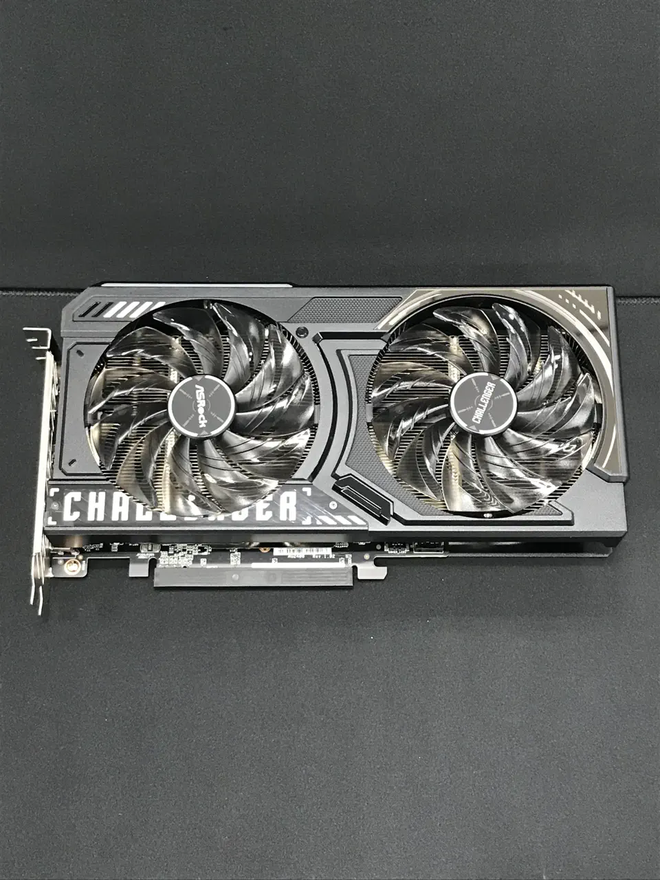 ASRock AMD Radeon RX 9060 XT Challenger 16GB (RX9060XT CL 16G