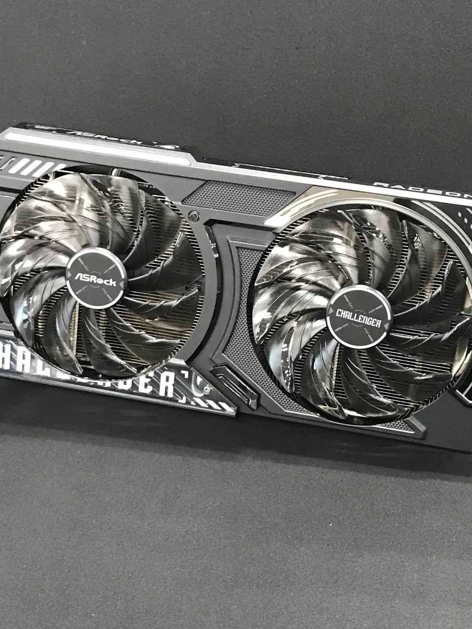 ASRock AMD Radeon RX 9060 XT Challenger 16GB (RX9060XT CL 16G