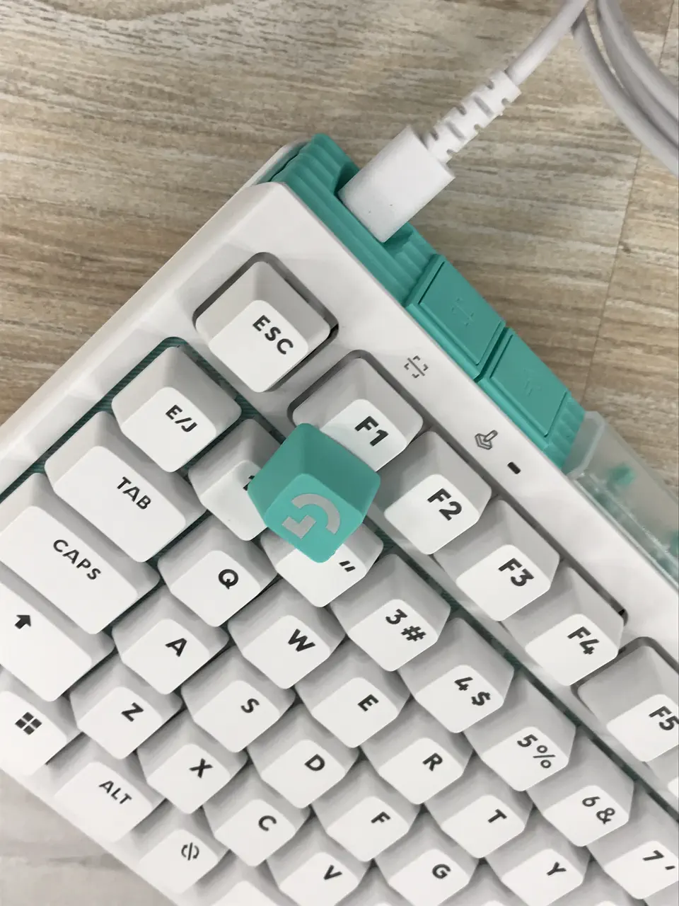 Logicool G512X 75 有線ゲーミングキーボード G512X-75-LNBK (リニア