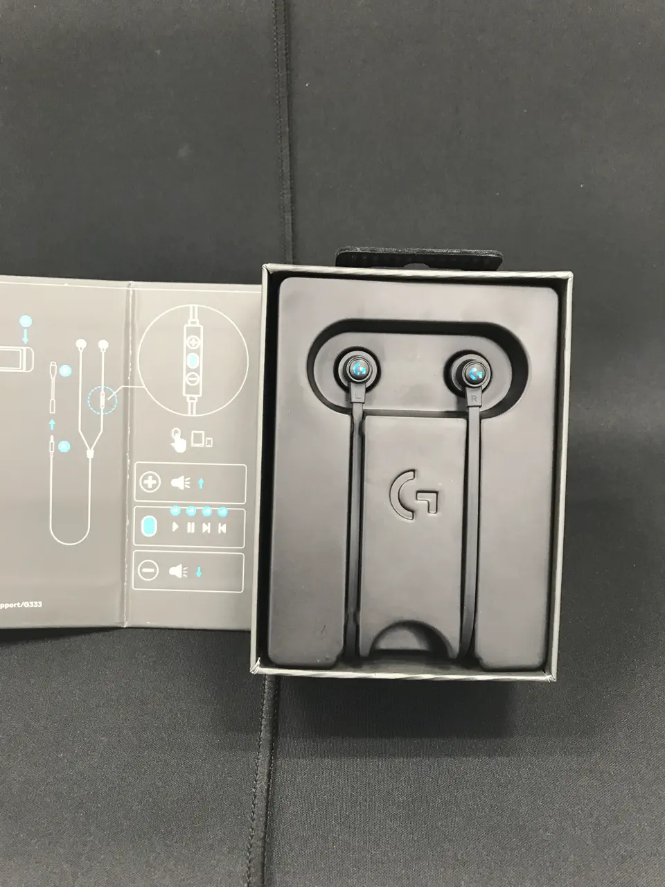Logicool G333 Gaming Earphones G333-BK (ブラック)を使用した