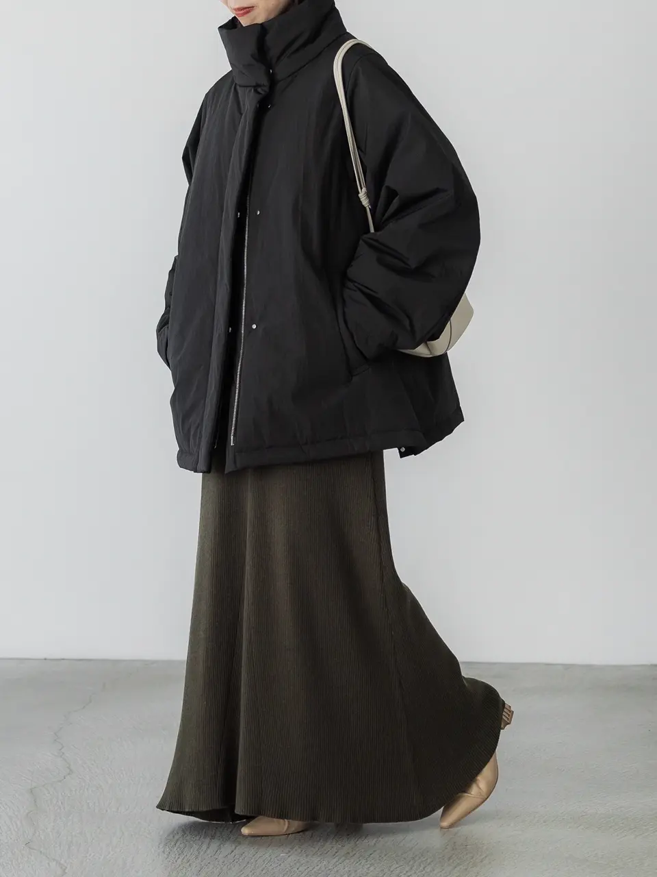 crewre online store / フロントフライニットワンピース