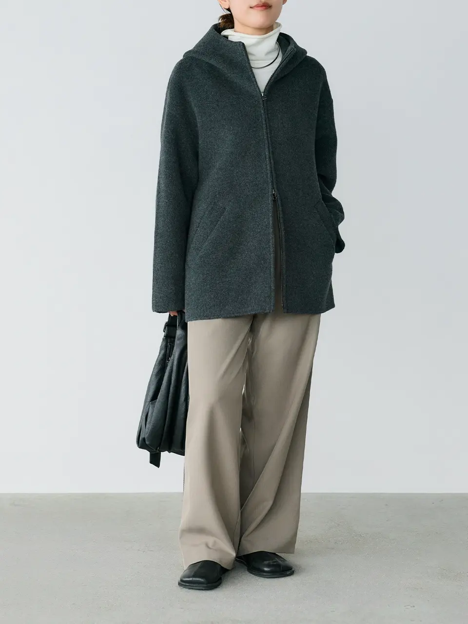 crewre online store / リバーフーデッドミドルコート