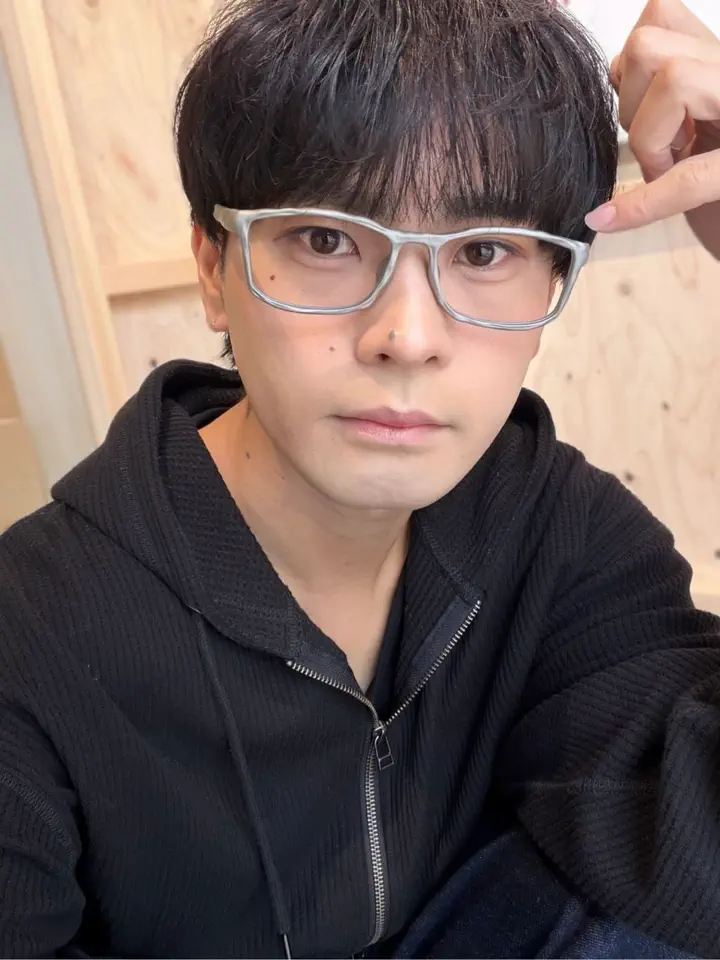 JINS × Heatherwick Studio スクエア チタニウム UNISEX 【UTF-26S-112