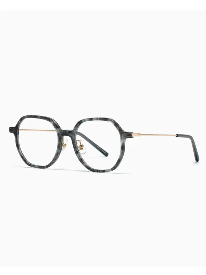 試着のみ）JINS 眼鏡　Urban Chic Combination ねねの＜RIM＞Urban Chic Combinationのコーディネート(2026/03/11