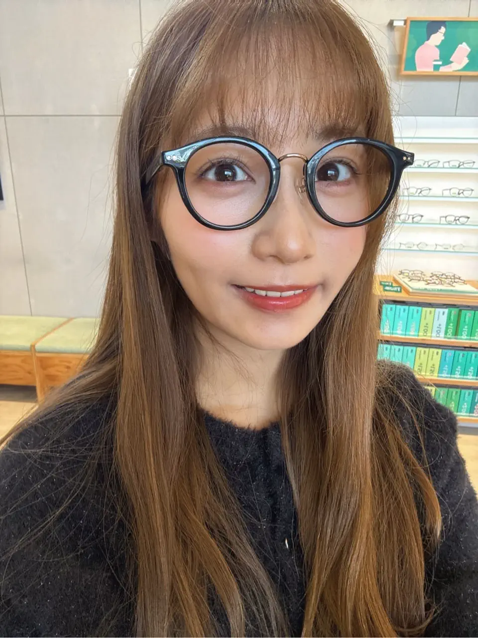 ねねの目が小さくならないメガネのコーディネート(2026/02/24) | JINS