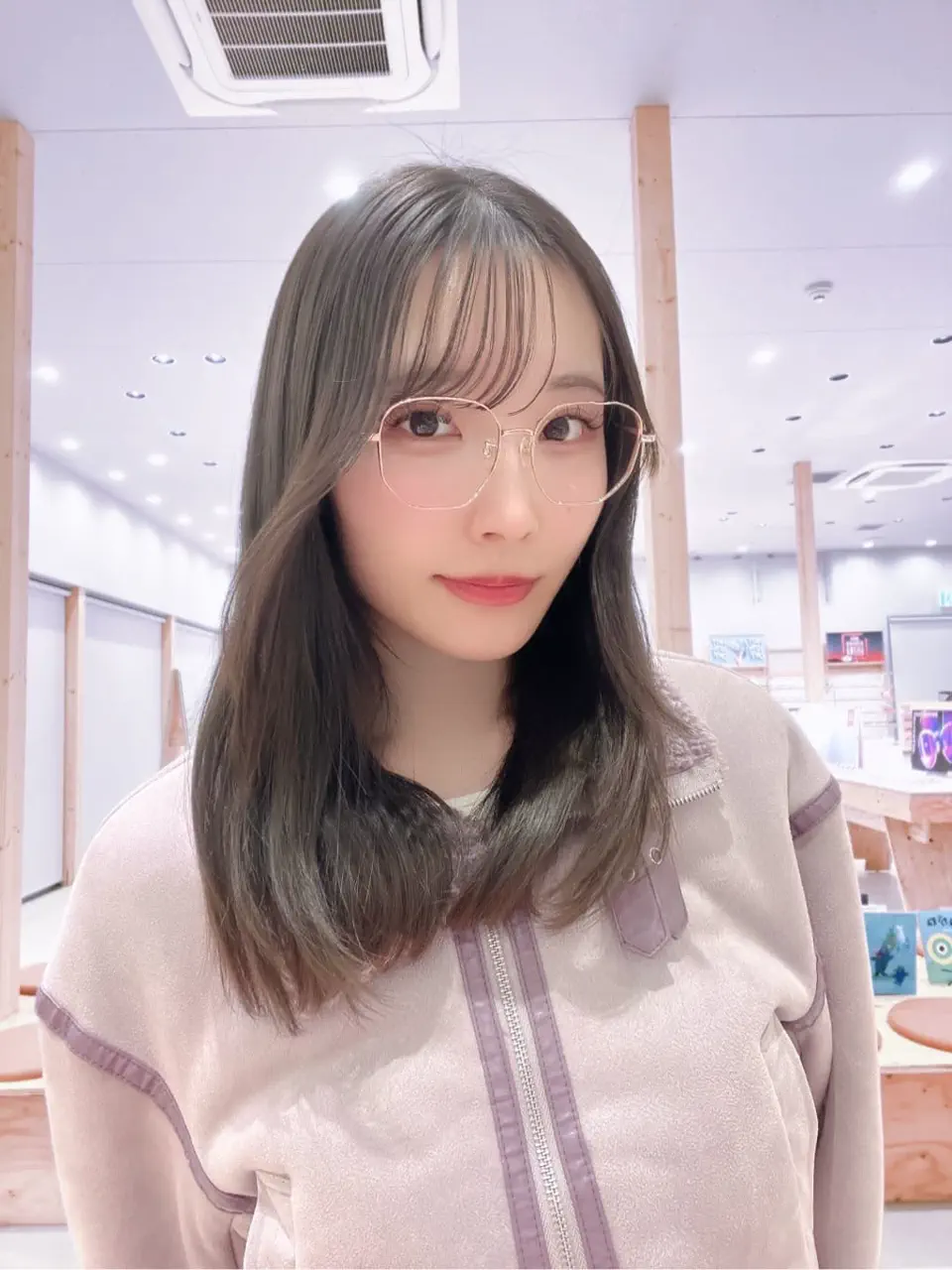 12/11/2025のみーぽんの投稿 | JINS 【公式】- メガネ(眼鏡・めがね