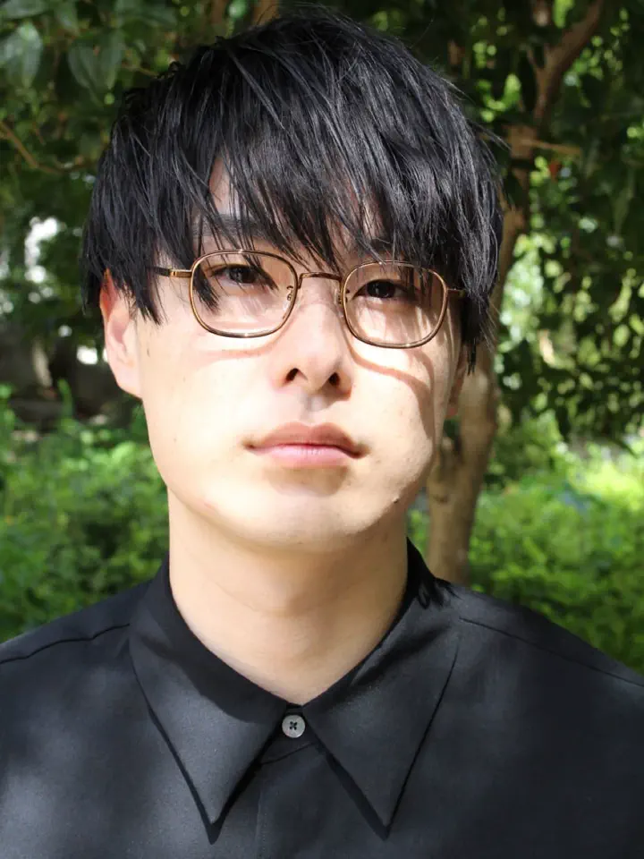 目が小さくならないメガネ ウェリントン チタン合金（βチタン） UNISEX