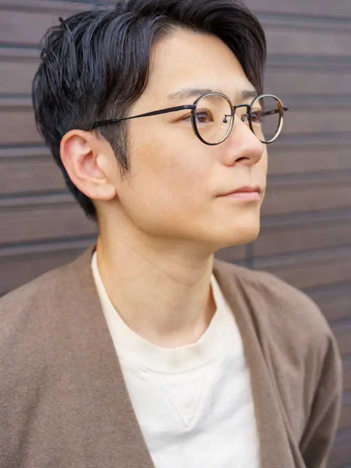 目が小さくならないメガネ ボストン チタン合金（βチタン） UNISEX