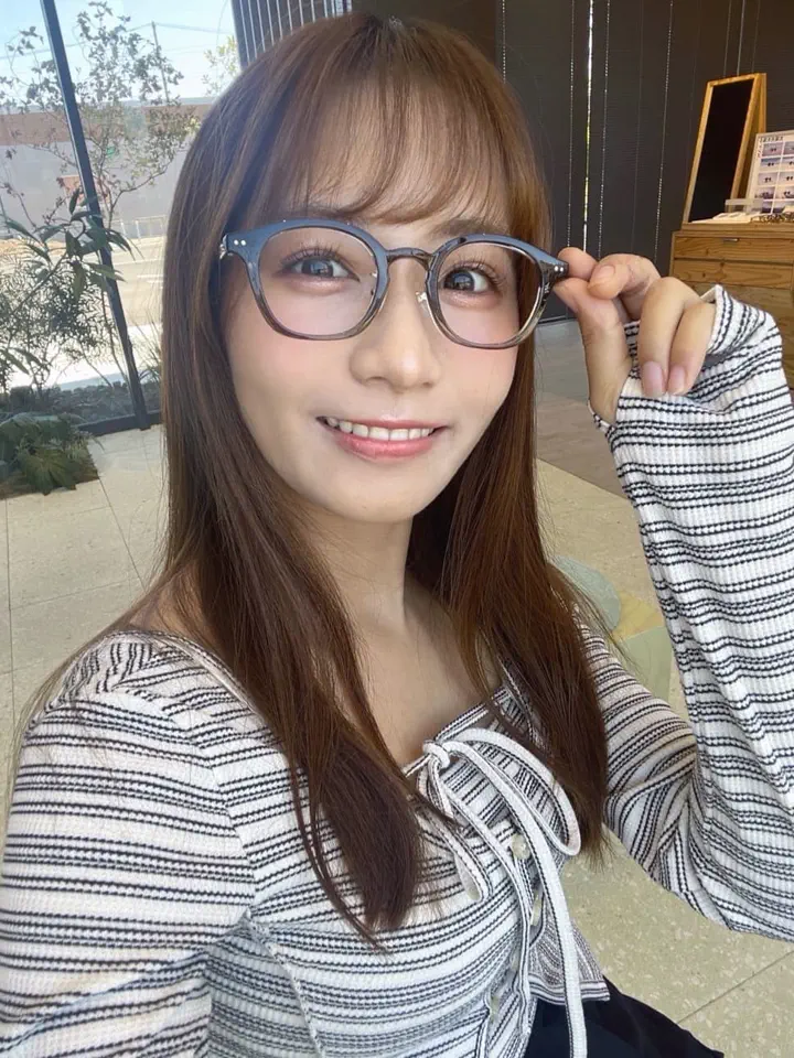 目が小さくならないメガネ ウェリントン 樹脂 WOMEN 【LRF-24S-017 183