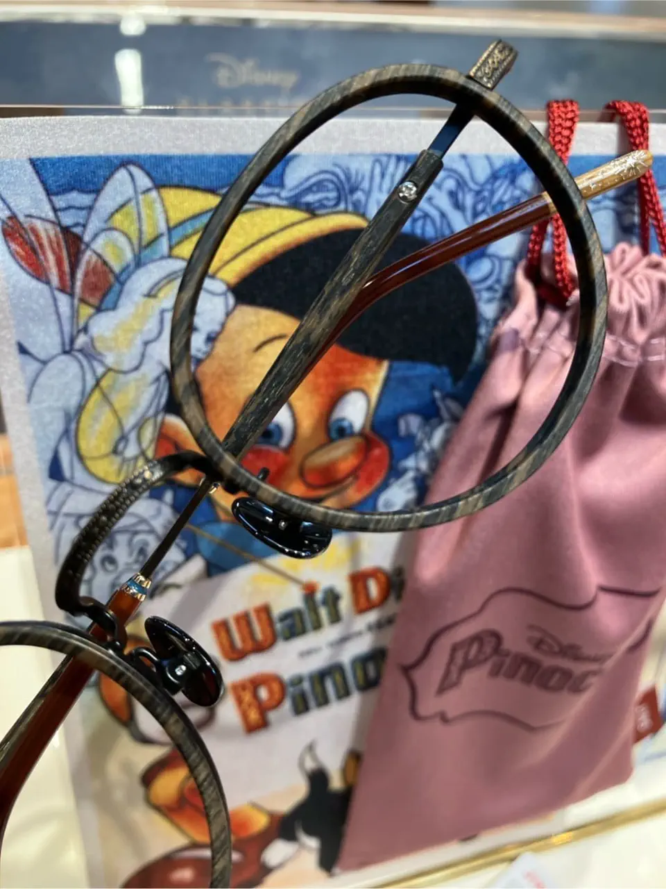 mimimiのDisney Classicsデザイン / ピノキオモデルのコーディネート