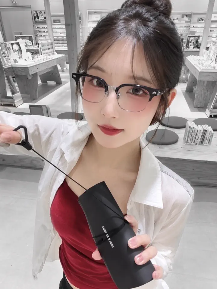 多様なフレームの眼鏡セット　フォーナインズ　JINS コムサ　5個 ケース付き 健康用品 多様なフレームの眼鏡セット フォーナインズ JINS コムサ 5個