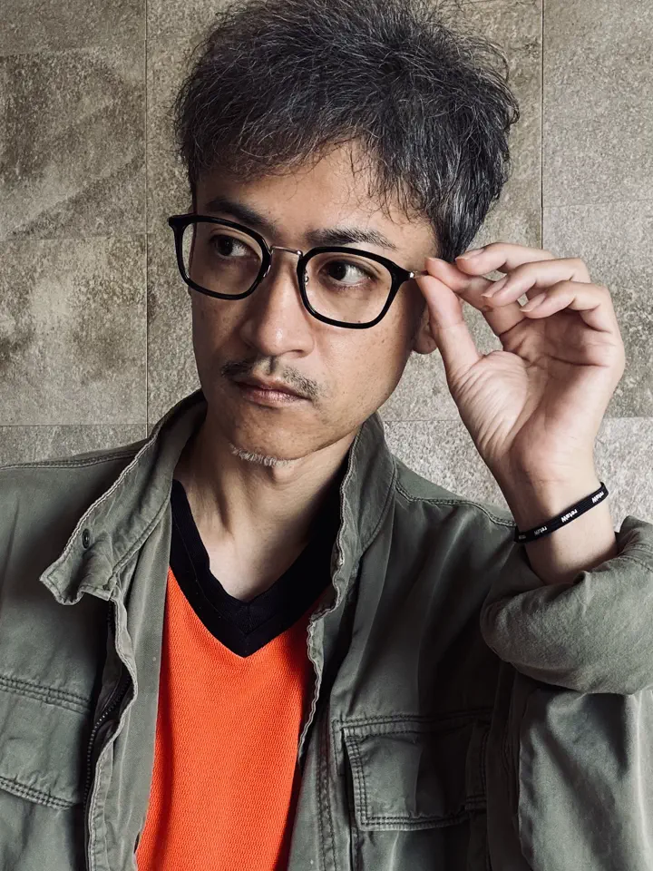 メガネのJINS【公式】- 眼鏡・めがね・サングラスのオンラインショップ