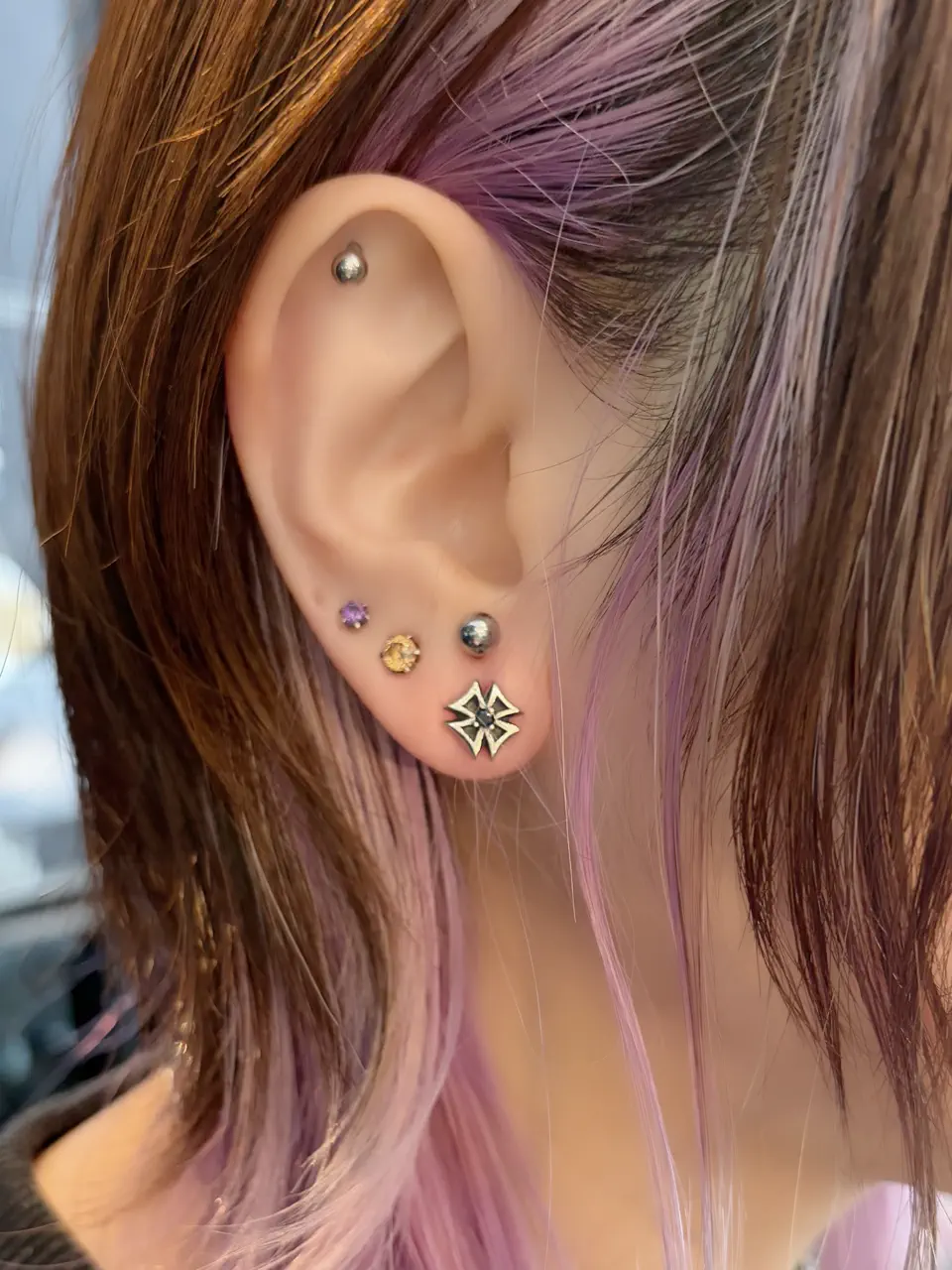 セーフティピンピアス