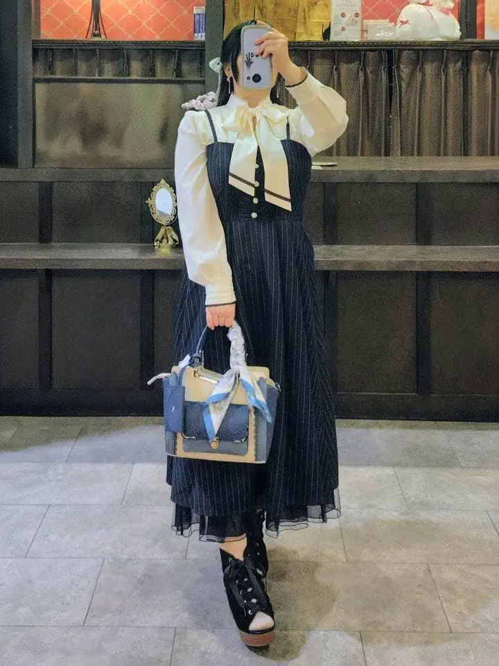 マップ柄大判スカーフ | axes femme 公式オンラインショップ