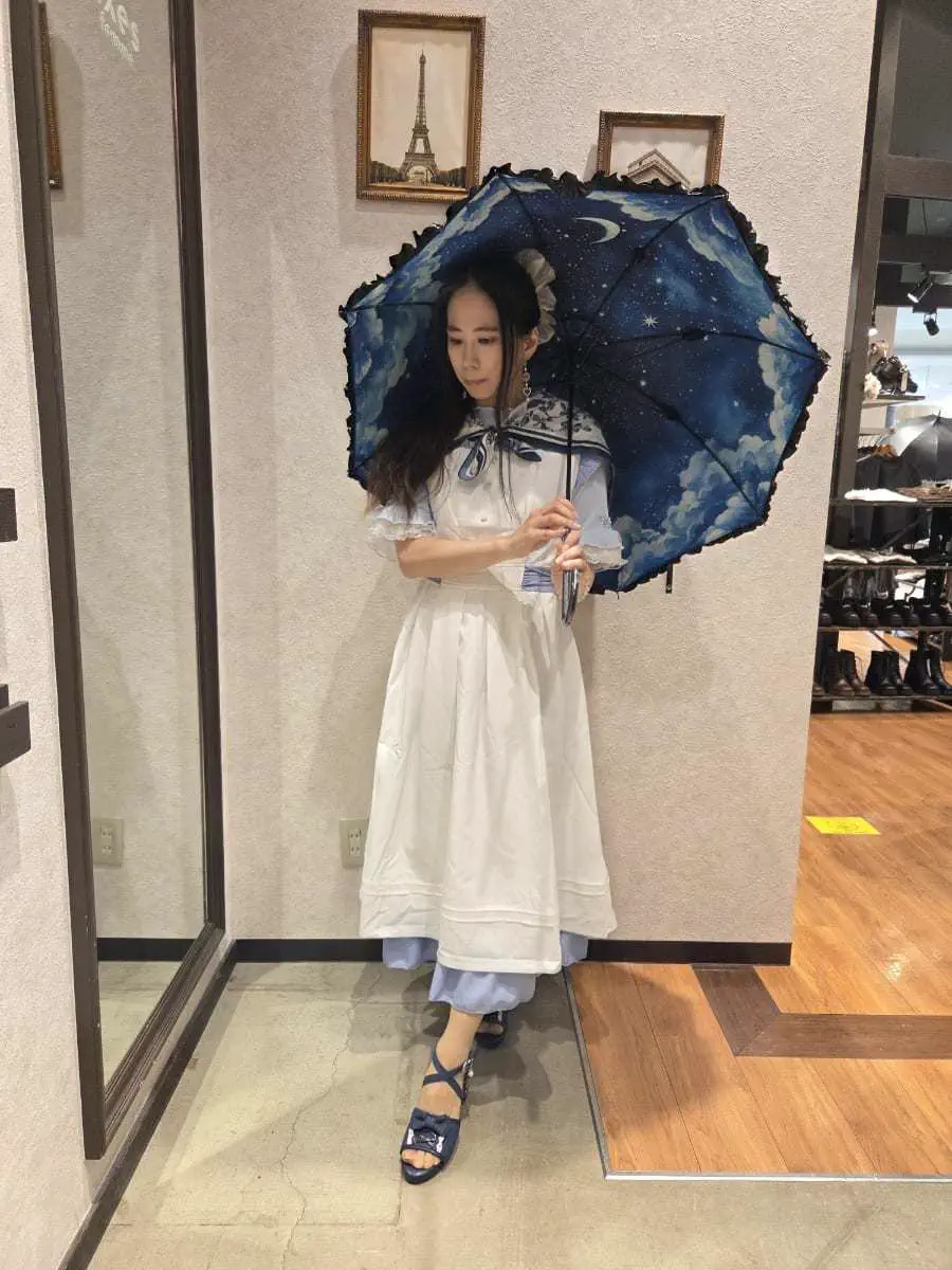 フラワースケッチ柄スカーフ | 雑貨 | axes femme 公式オンライン