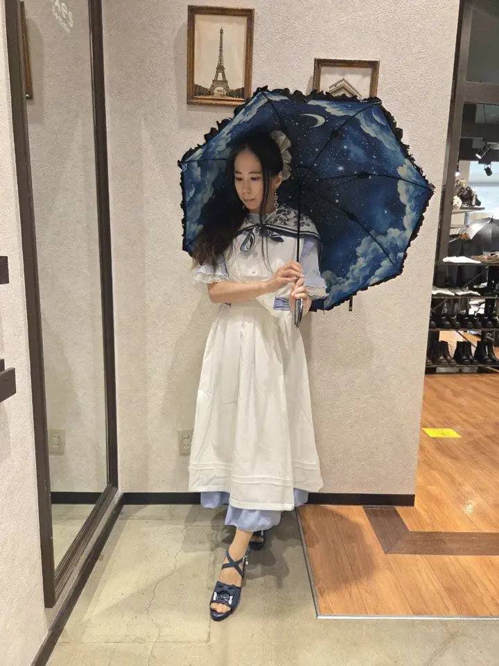 フラワースケッチ柄スカーフ | axes femme 公式オンラインショップ