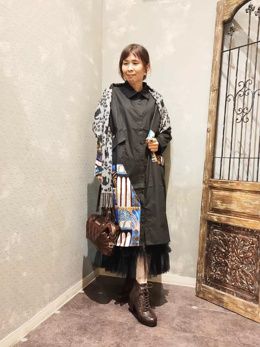 花ねこ柄ジャガードストール | axes femme -outlet- | axes femme 公式