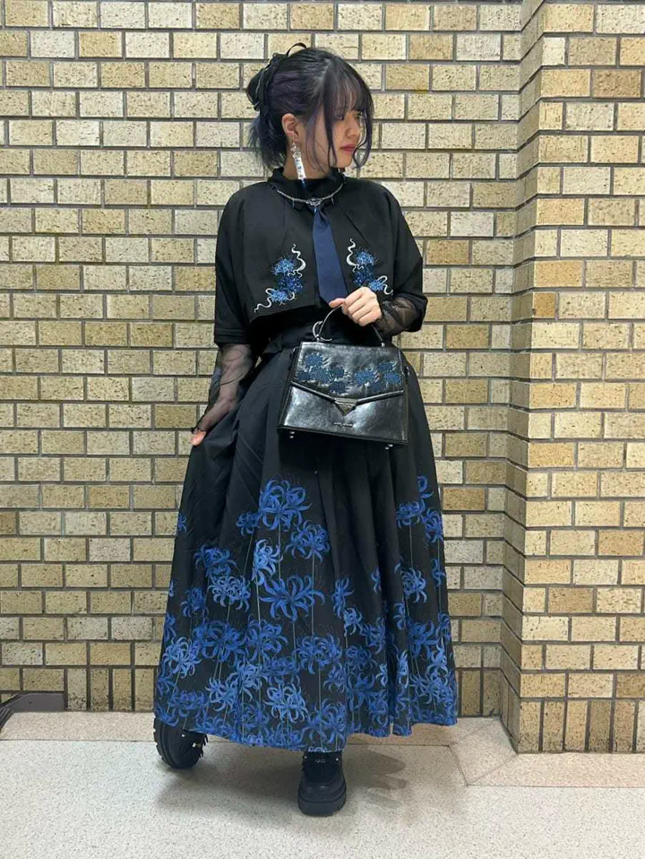彼岸花2WAYピアス | 雑貨 | axes femme 公式オンラインショップ