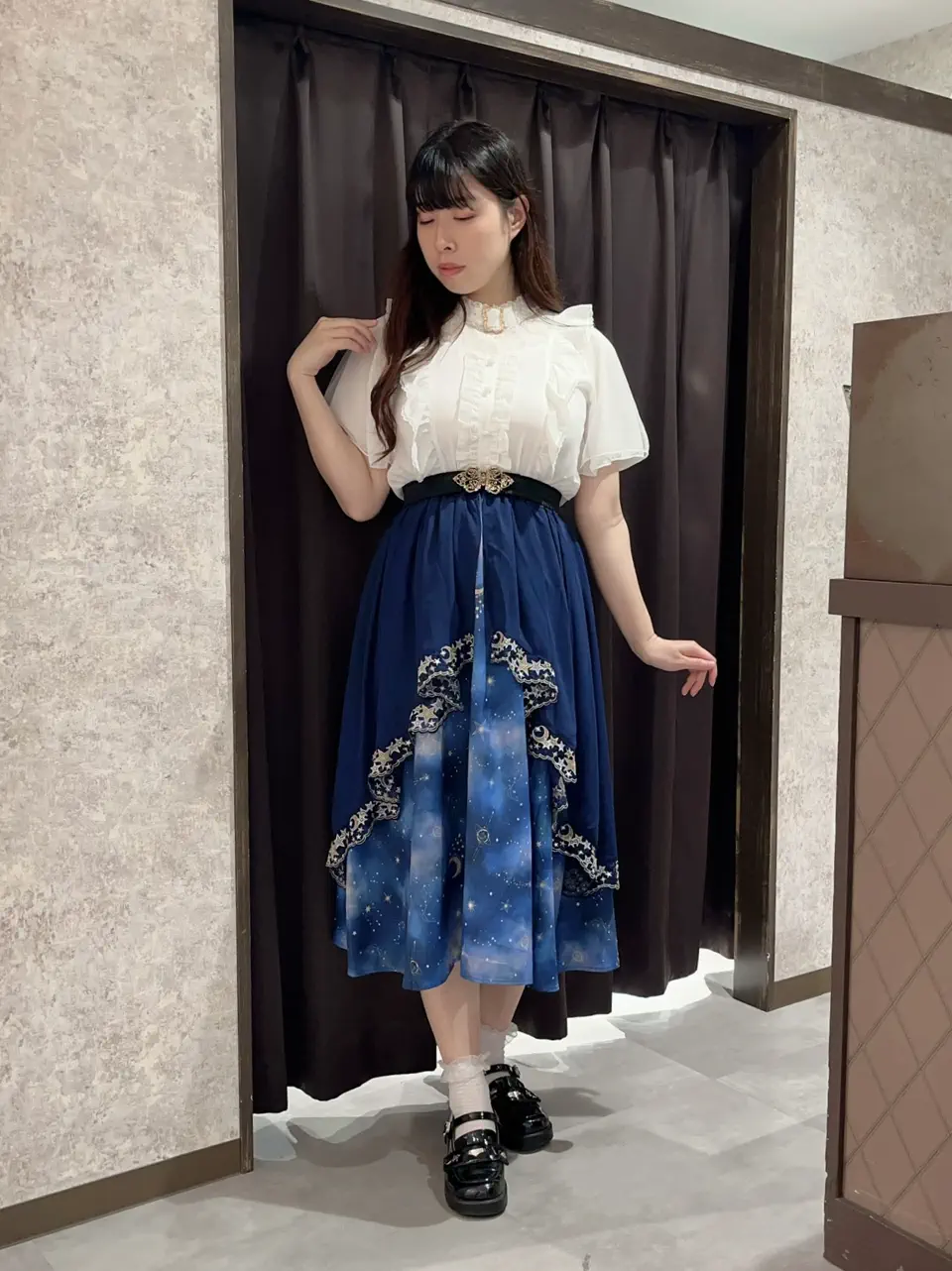 チョーカー風フリルブラウス【期間限定価格】 | axes femme 公式