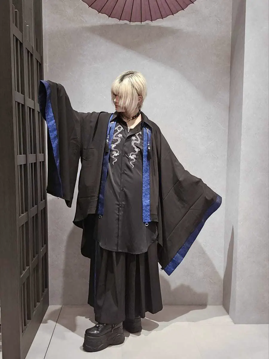 蛇×蓮刺繍ロングシャツ【期間限定価格】 【2点10％OFF対象】 | AXES