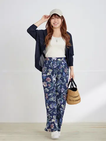 Tiaclasse chesca コーディネート画像