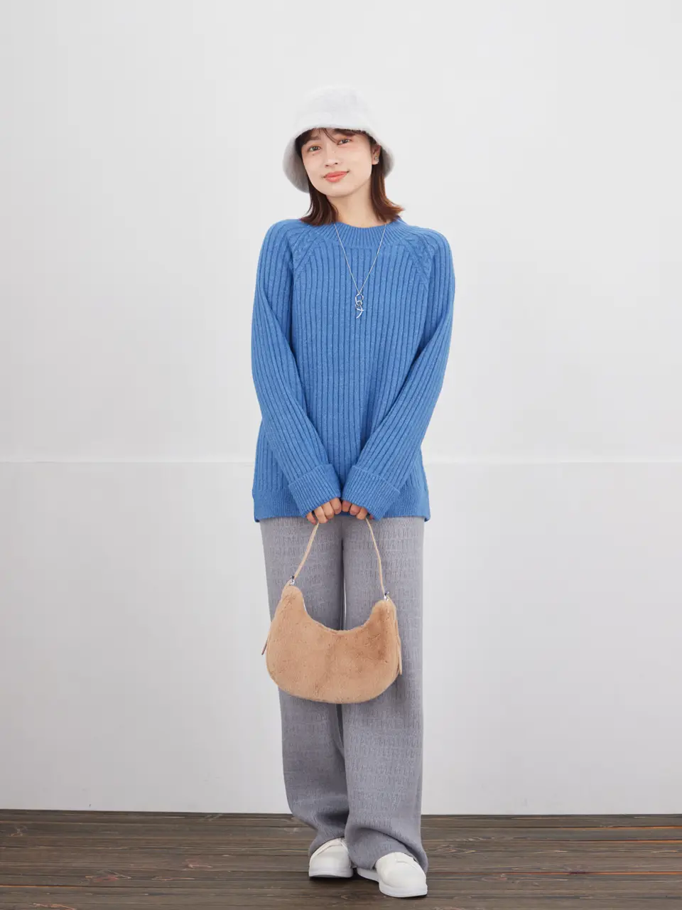 Tiaclasse Yuna コーディネート画像