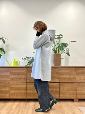 Tiaclasse スタッフCH コーディネート画像