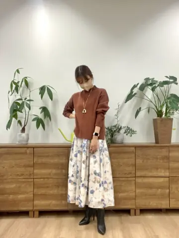 Tiaclasse スタッフNA コーディネート画像