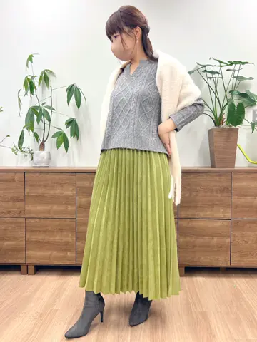 Tiaclasse スタッフR コーディネート画像