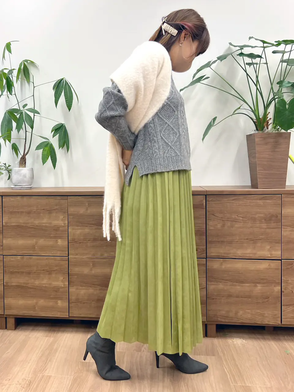 Tiaclasse スタッフR コーディネート画像