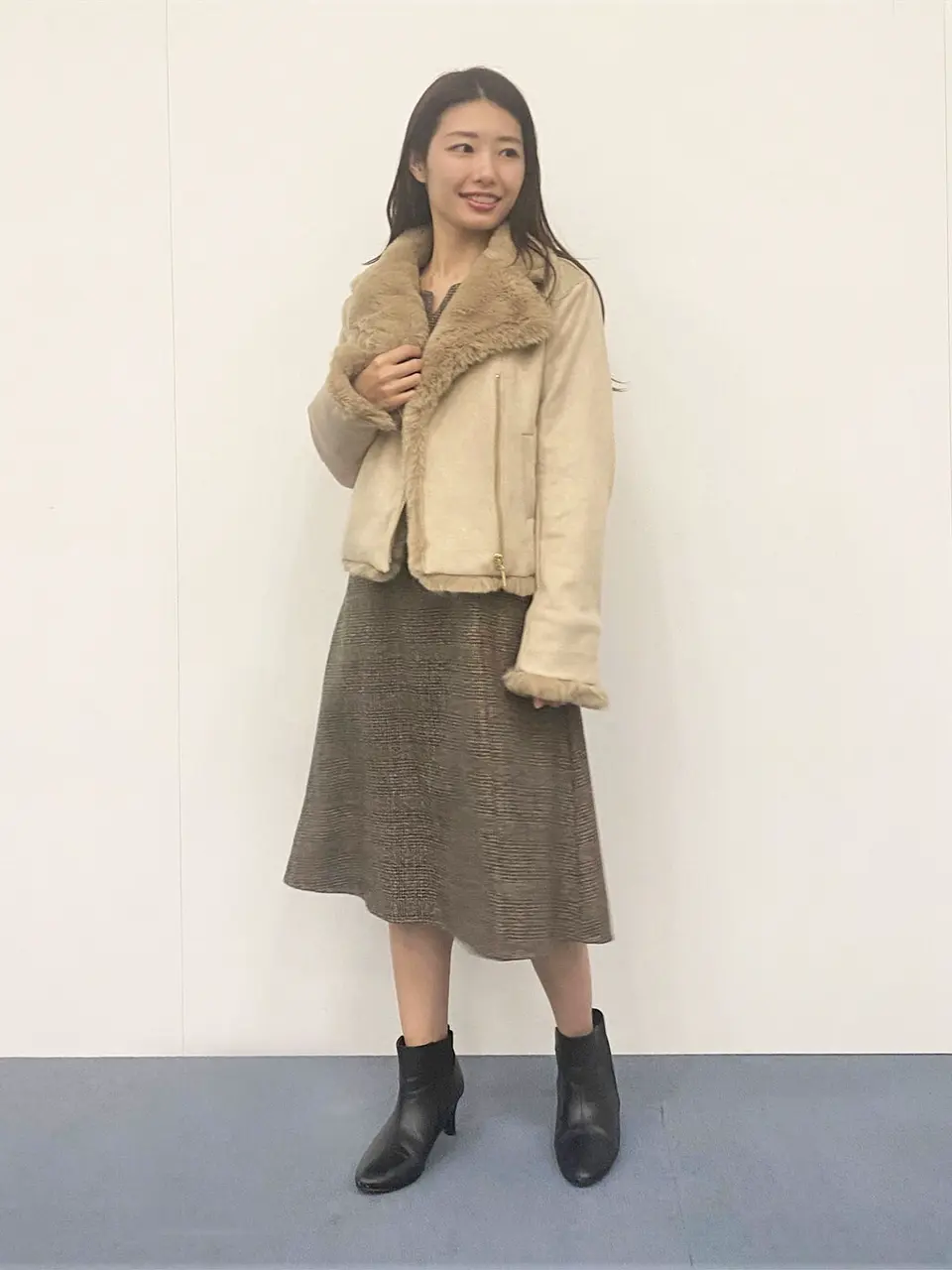 Tiaclasse スタッフ akari コーディネート画像