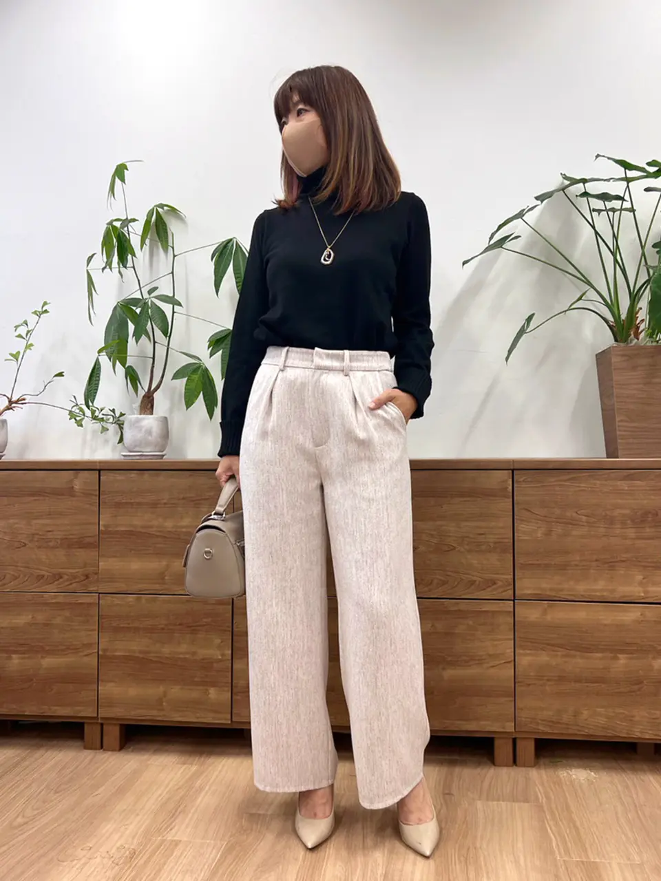  スタッフR コーディネート画像