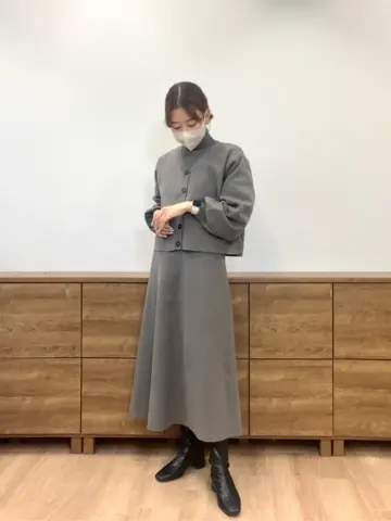 Tiaclasse スタッフNA コーディネート画像