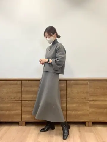 Tiaclasse スタッフNA コーディネート画像