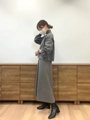 Tiaclasse スタッフNA コーディネート画像