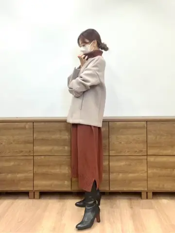 Tiaclasse スタッフNA コーディネート画像