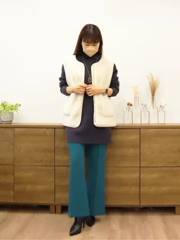 Tiaclasse スタッフNA コーディネート画像