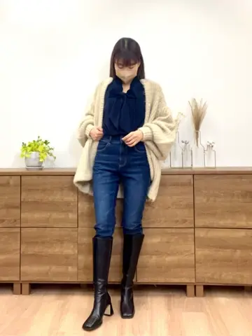 Tiaclasse スタッフNA コーディネート画像