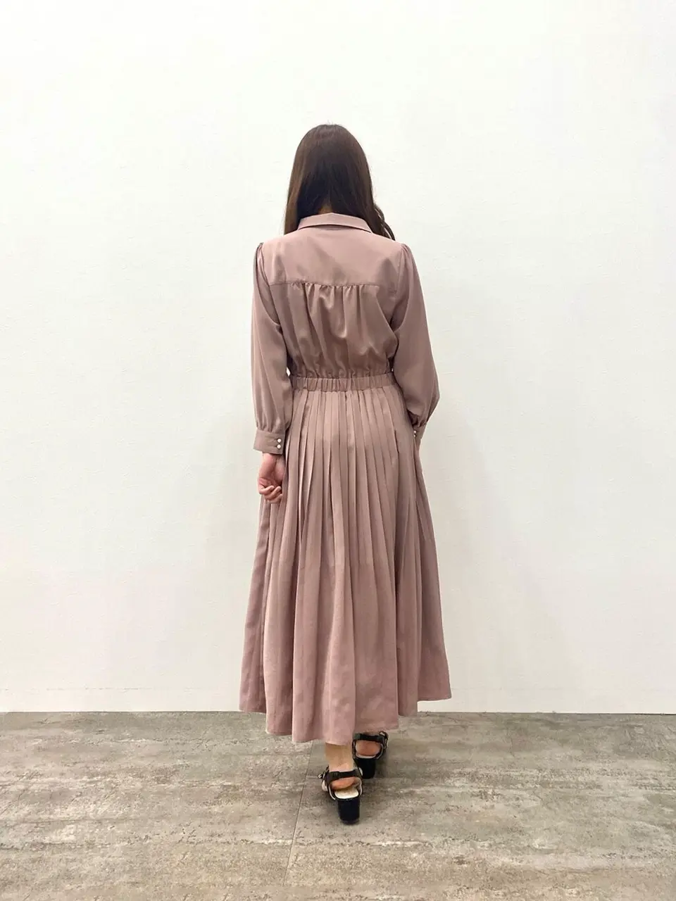 Tiaclasse スタッフ akari コーディネート画像