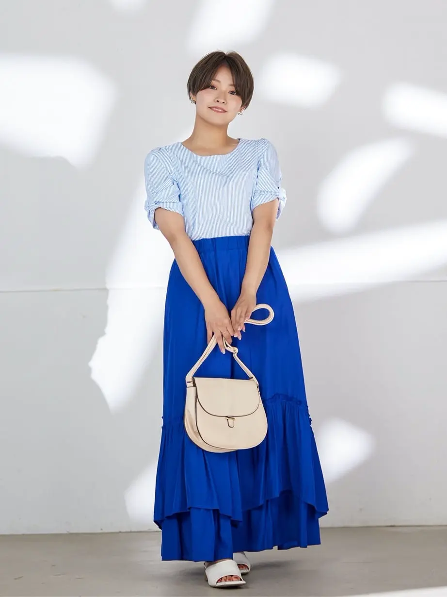  shiori コーディネート画像