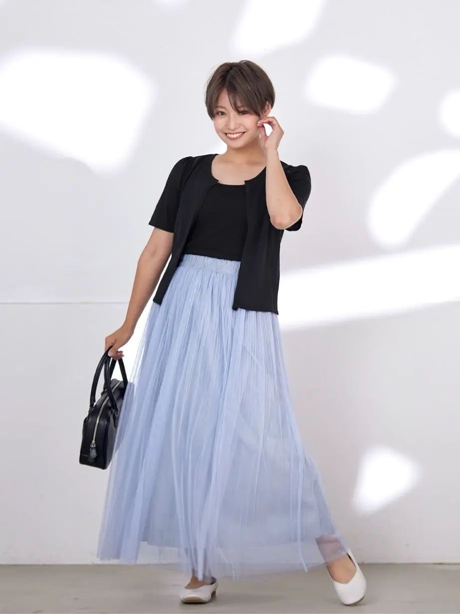  shiori コーディネート画像