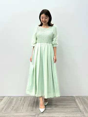 Tiaclasse スタッフ akari コーディネート画像