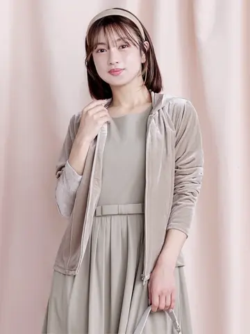 Tiaclasse Yuna コーディネート画像