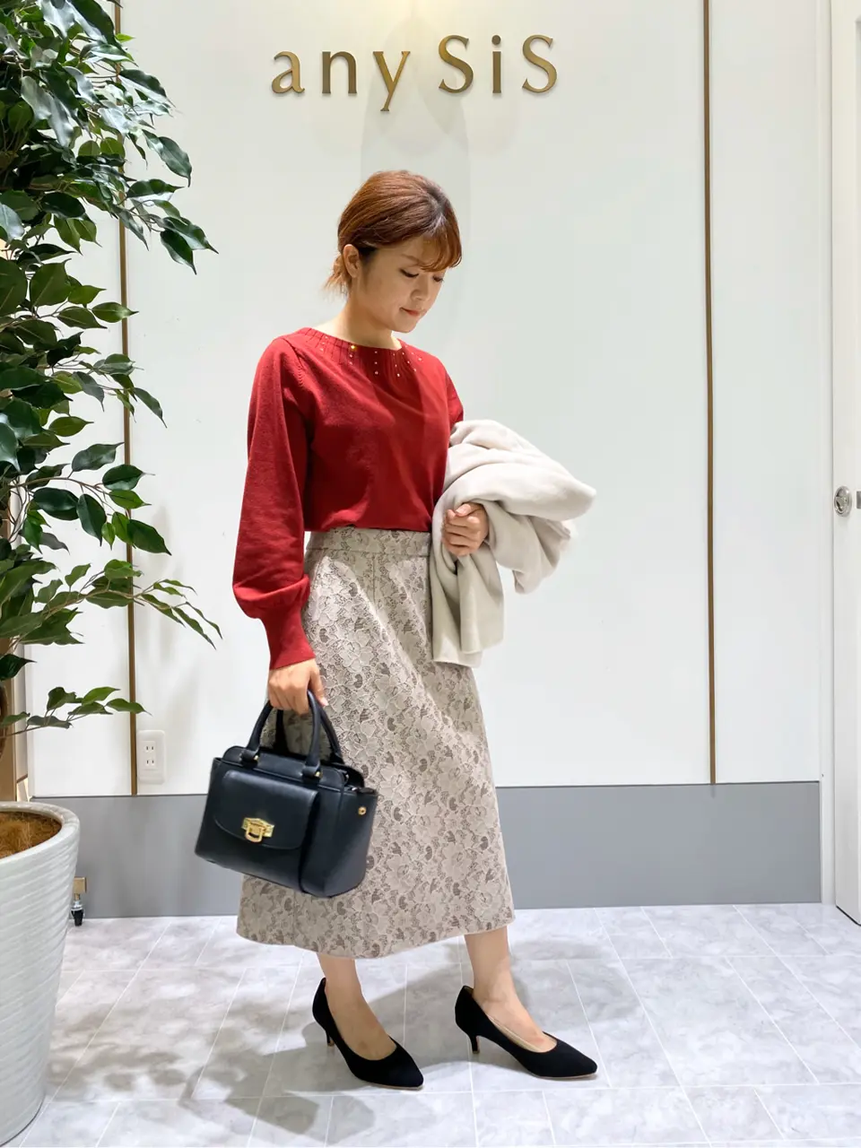 ANY SIS スタッフ コーディネート画像