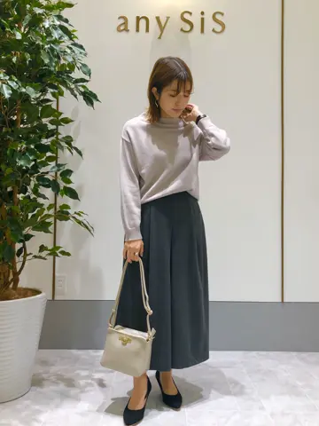 ANY SIS スタッフ コーディネート画像